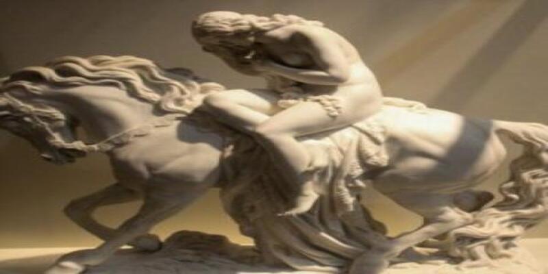 Ne Godiva Var Ne De Kör Olacak Tom